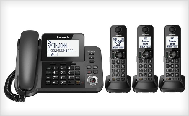 Panasonic KX-TG133C Digital Corded Phone, 3 Cordless Handsets, and Answering System